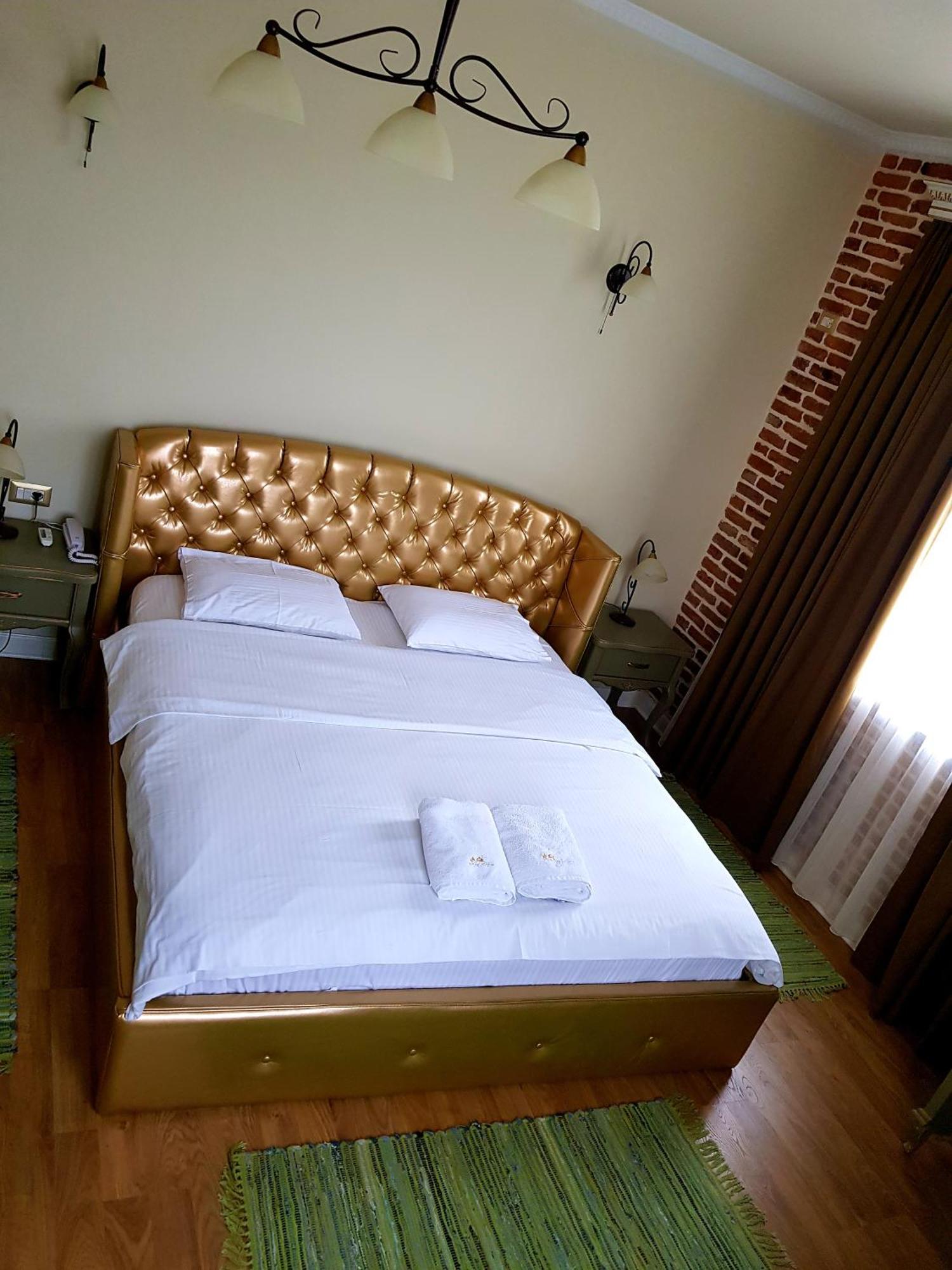 Casa Gace Hotel Korce Zimmer foto